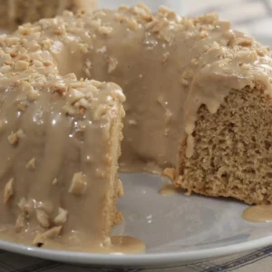 bolo de amendoim úmido fofinho saboroso