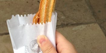 Como fazer churros recheado com doce de leite com gosto caseiro