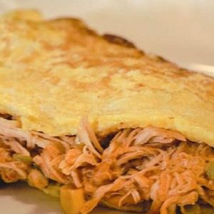 omelete com frango desfiados simples fácil receita