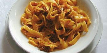 Receita de tagliatelle ao sugo do jeito fácil e muito saboroso
