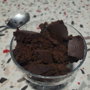Brownie de chocolate com farinha de aveia fácil