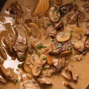 Estrogonofe de carne de restaurante receita