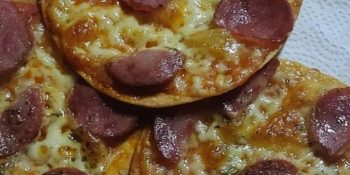 Receita de mini pizza com massa de pastel frita boa demais