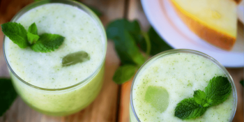 Suco de melão com hortelã
