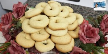 Biscoito de fubá assado