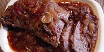 Carne assada que desmancha