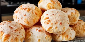 Pão de queijo de tapioca no liquidificador