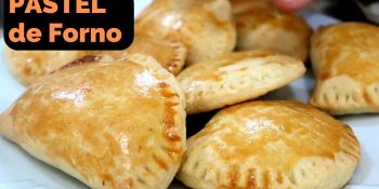 Pastel de forno de frango e catupiry com massa pronta