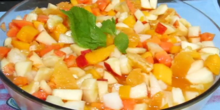 Salada de fruta de preguiçoso receita