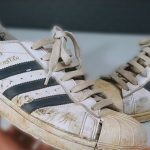 tirar encardido de sapato branco e preto