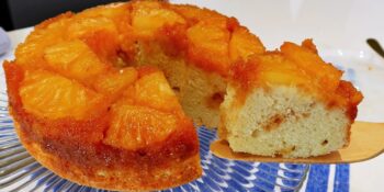 Bolo de abacaxi fofinho e simples