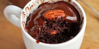 Bolo de caneca com chocolate 60%