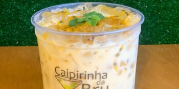 Drink alcoólico de maracujá cremoso