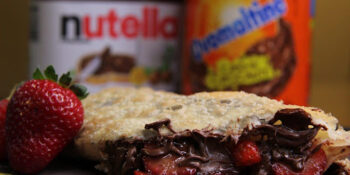 Pastel de Nutella com morango simples