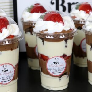 Pote da felicidade de chocolate com morango receita como preparar