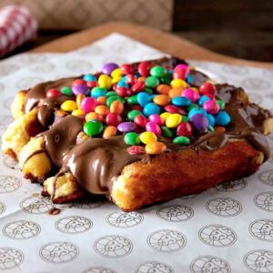 Waffle na máquina tudo gostoso