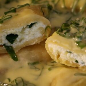 Pierogi (tortéi) receita polonesa