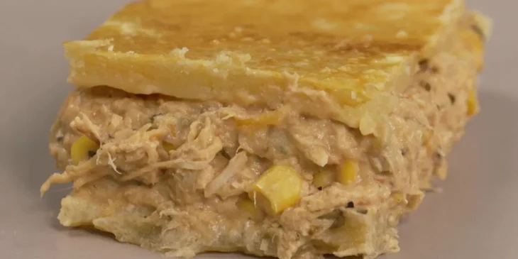 Empadão de frango cremoso com massa de dar água na boca receita