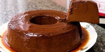 Pudim de chocolate fácil e sem ovo