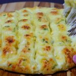 Pão de alho no liquidificador tudo gostoso