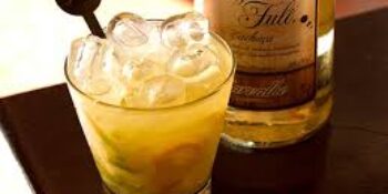 Caipirinha com cachaça