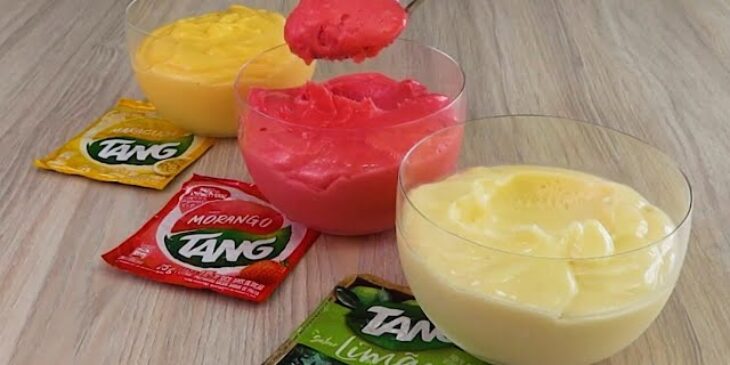 Mousse de frutas com tang