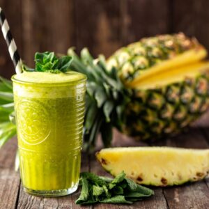Suco detox com abacaxi receita fit light