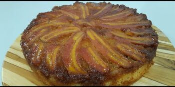 Bolo de banana inteira no tiktok