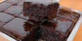 Bolo de chocolate de 10 fatias