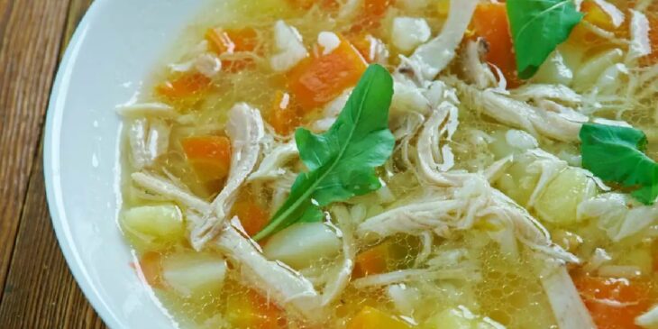 Canja de galinha com arroz