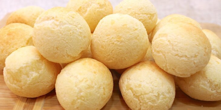 Pão de queijo na airfryer em 10 minutos como preparar