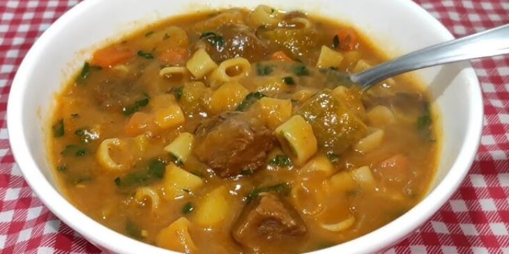 Sopa de carne para 2 pessoas como preparar