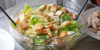 Molho salada caesar com iogurte