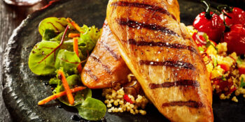 Bife de frango grelhado