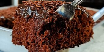 Bolo de chocolate de páscoa