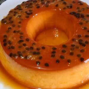 Pudim tropical de maracujá cremoso demais