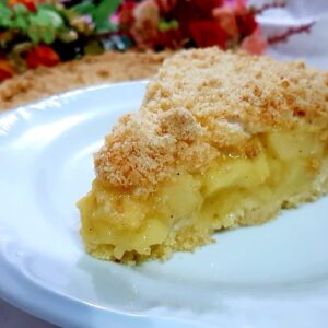 Torta de maçã com especiarias e farofa amanteigada receita