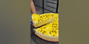 Torta de maracujá com ganache de chocolate branco