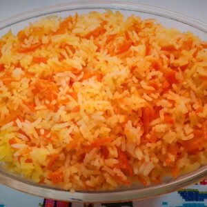 Arroz com cenoura simples receita