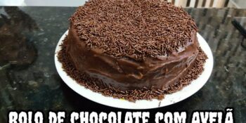 Bolo de avelã com chocolate gianduia