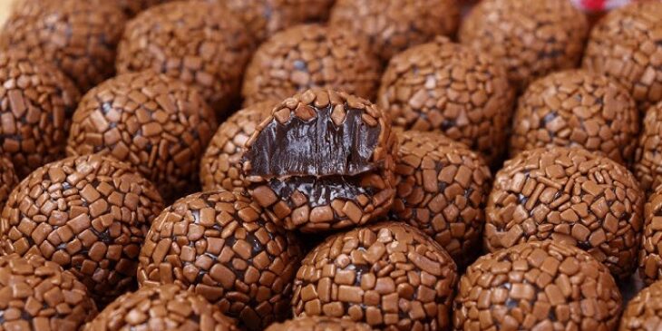 Brigadeiro que estica tudo gostoso como preparar