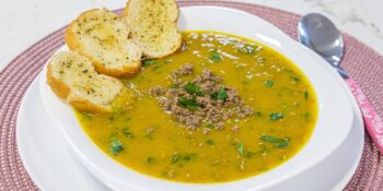 Receita para o inverno: Caldinho de abóbora com leite de coco