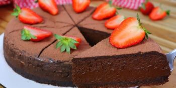 Torta chocolatuda de Páscoa