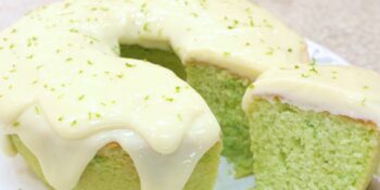 Bolo verde de limão