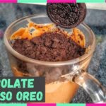 Chocolate quente de Oreo com pedacinhos