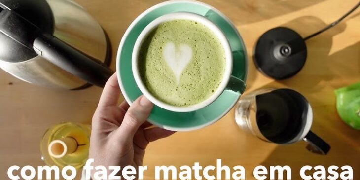 Latte de chá verde Matcha quente receita