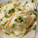 o-que-tem-no-molho-alfredo