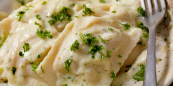 o-que-tem-no-molho-alfredo