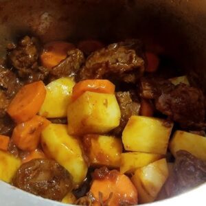 Picadinho de carne com legumes como preparar