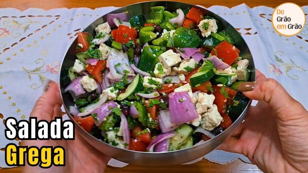 Salada grega com queijo receita